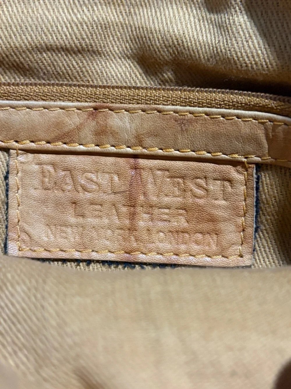 Men's Tan Leather Messenger‎ Bag with Adjustable Shoulder Strap